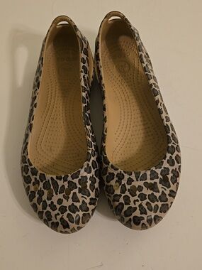 CROCS Kadee Animal Print Ballet Flats 9